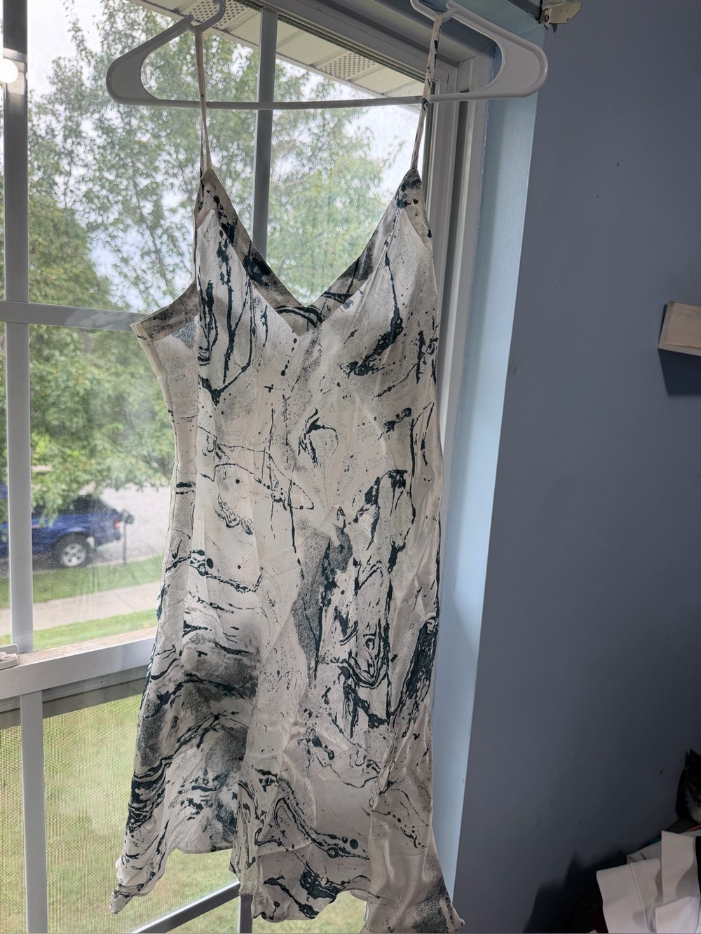 GINIA pure dill Marble-Print Slip Dress - White & Black